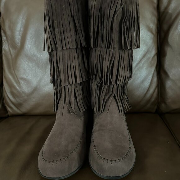 Comfortview Faux Suede Fringe Pull-On Moccasin Boots, Brown, 11WW - Picture 2 of 14